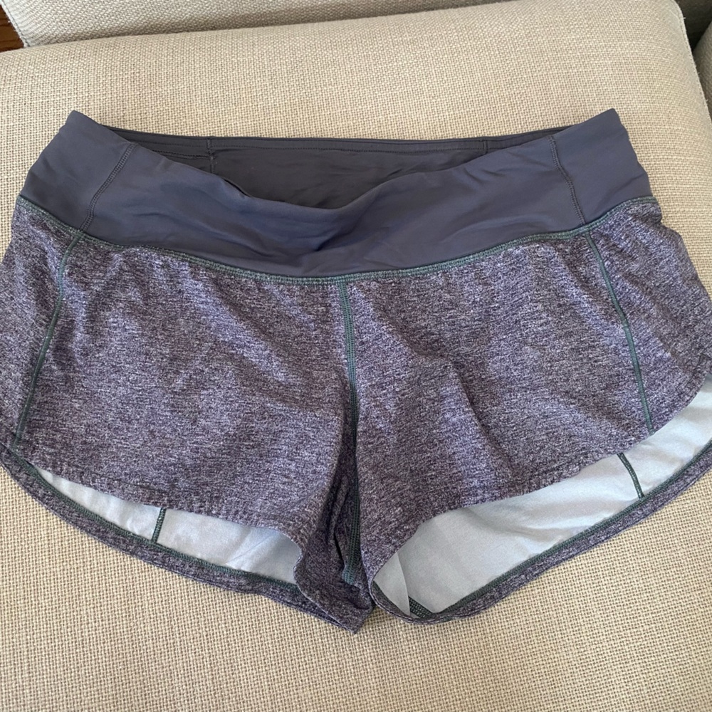 Lululemon speed shorts size 6 2.5 inch inseam